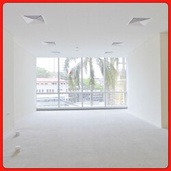 Sbf Center (D1), Retail #328575421